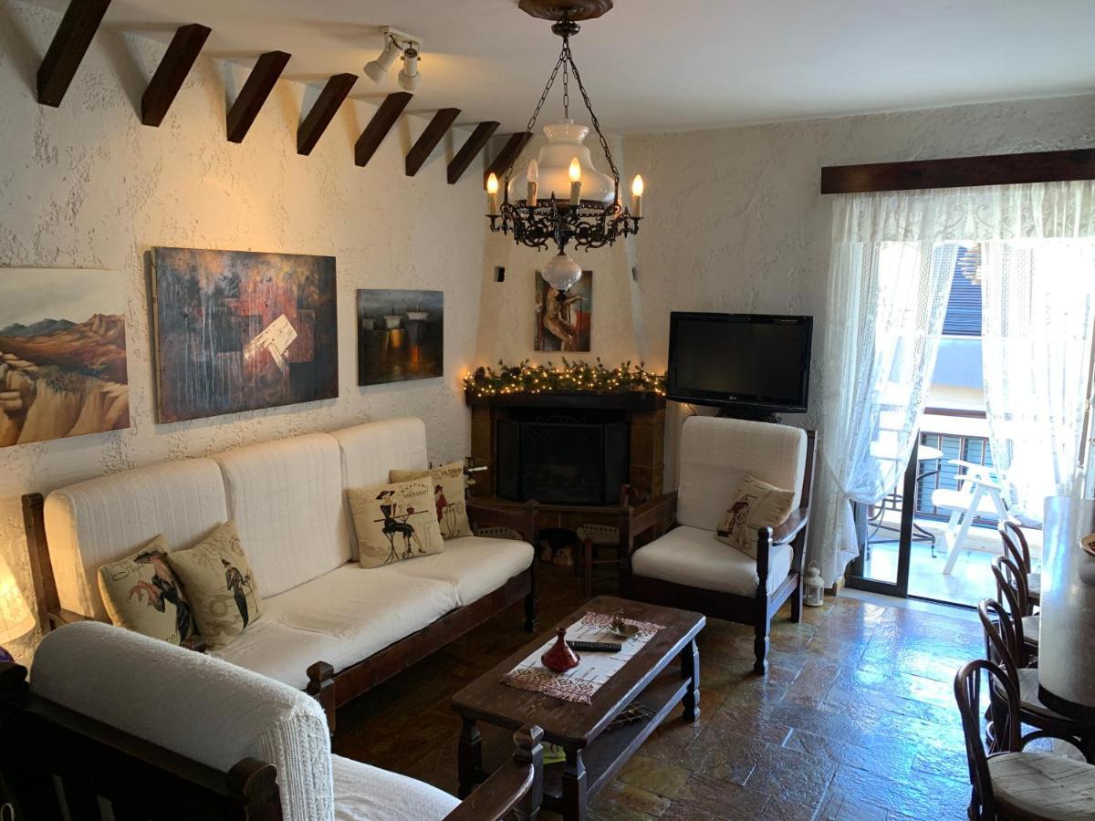 Appartement The Rustic Hug à Athènes Extérieur photo