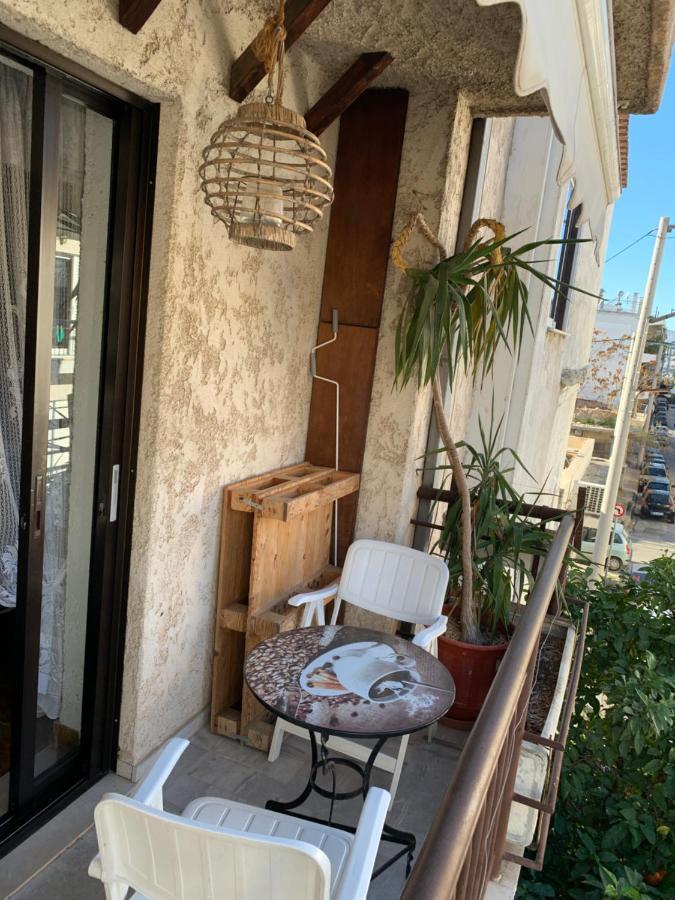 Appartement The Rustic Hug à Athènes Extérieur photo
